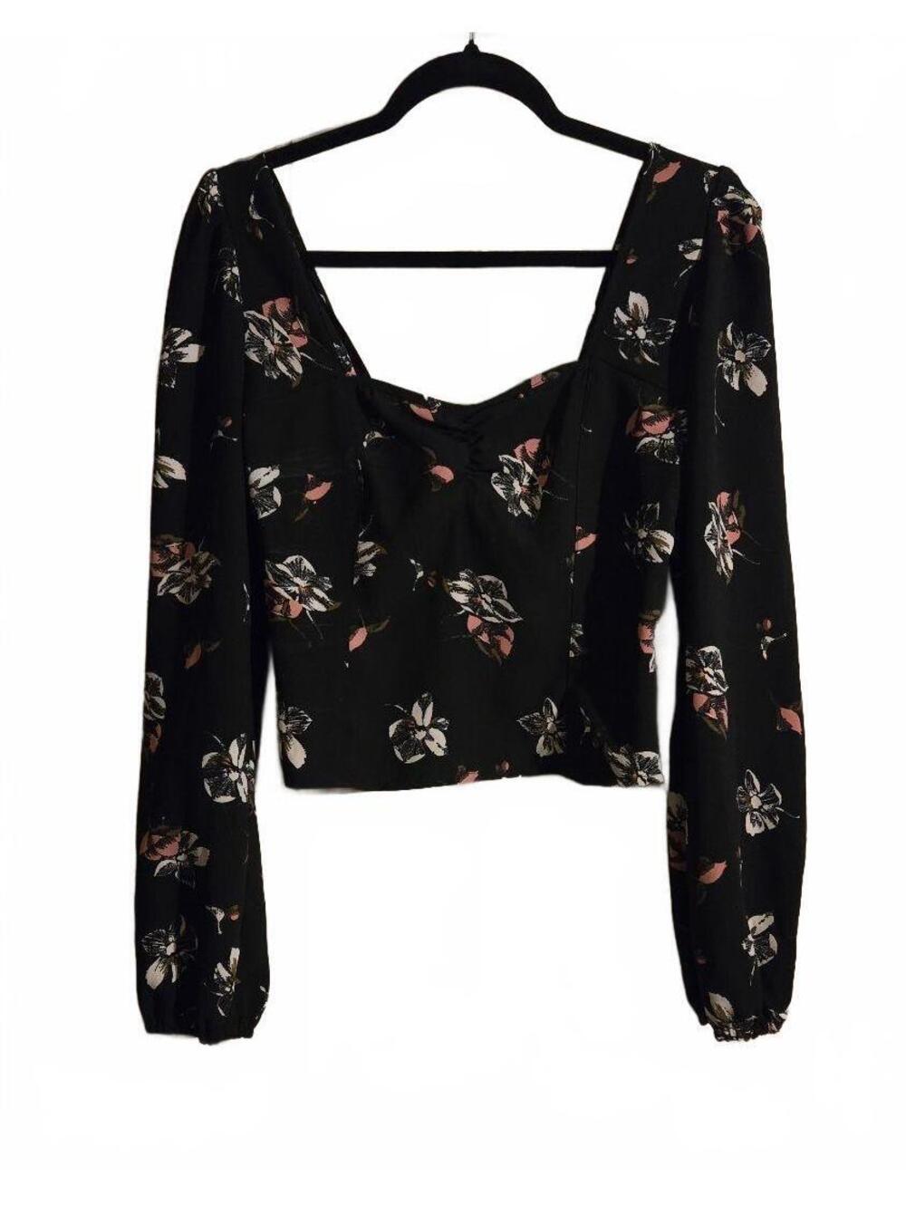 WAYF Women's Black Floral Long Sleeve Crop Top Size S
